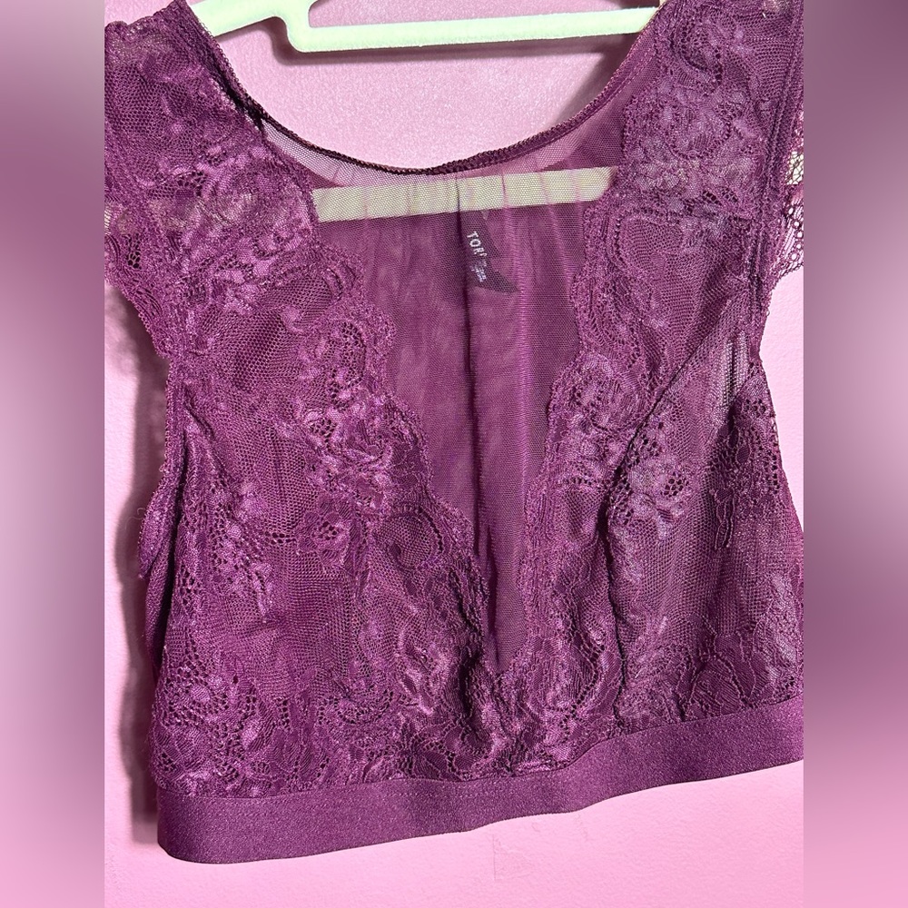 💙Torrid Lacy Sheer Maroon Bralette